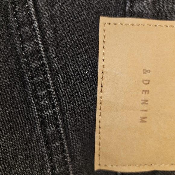 & Denim Womans Black Vintage Mom Jean  Size 8 - Picture 7 of 8